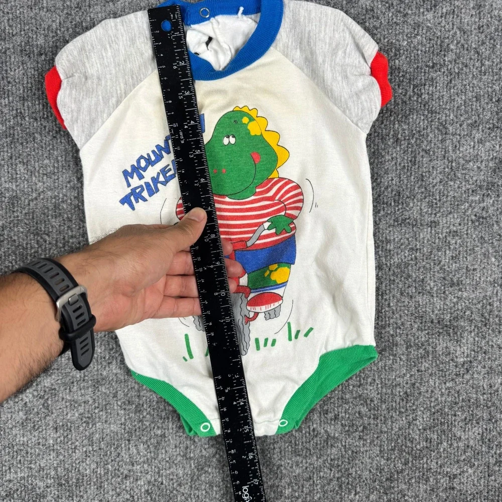 Vintage Bodysuit Unisex Size 12M White Mountain Triker Dinosaur Graphic Retro